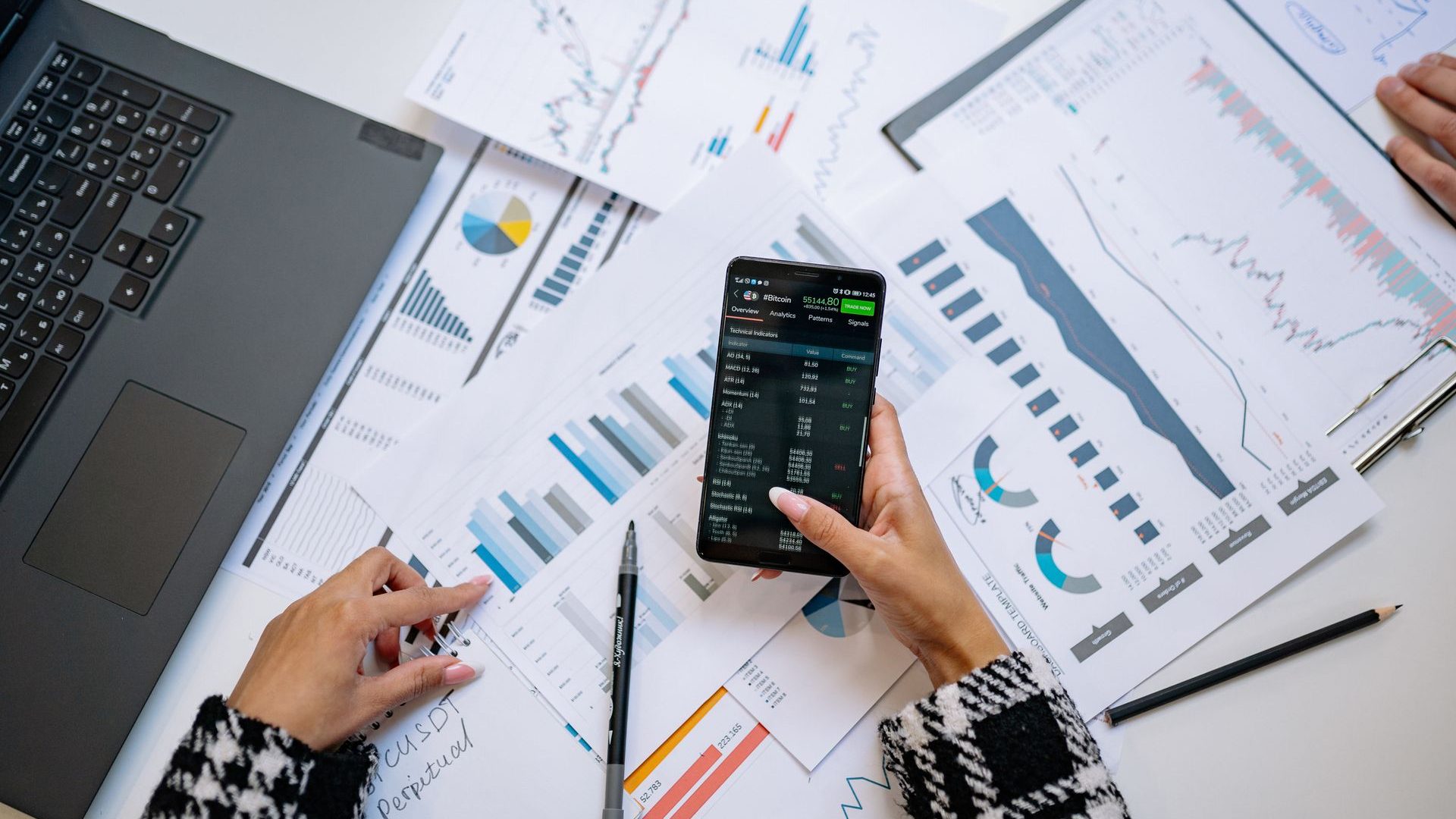 Financial Services Lead Qualification